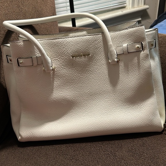 Michael Kors Addison Large Pebbled Leather Tote NWT - Picture 1 of 15